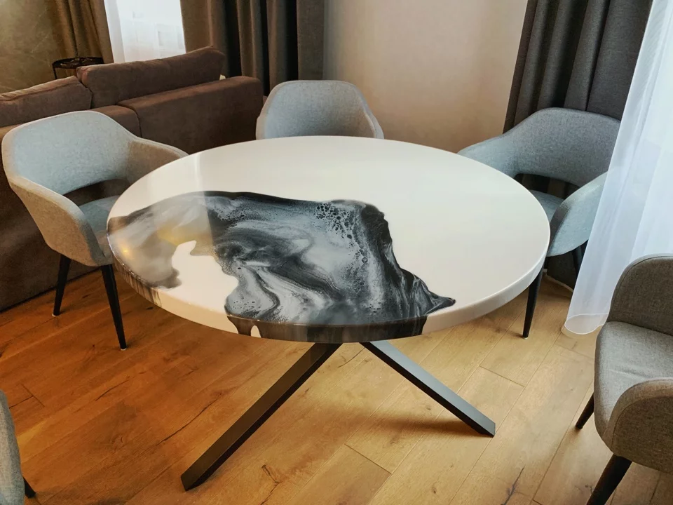 Round loft dining table — фото 3