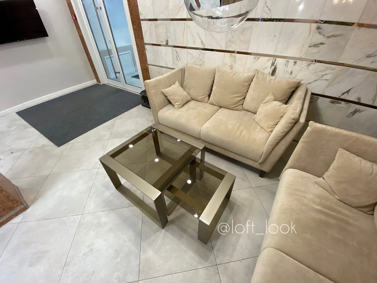 Metal and tempered glass coffee table — фото 3