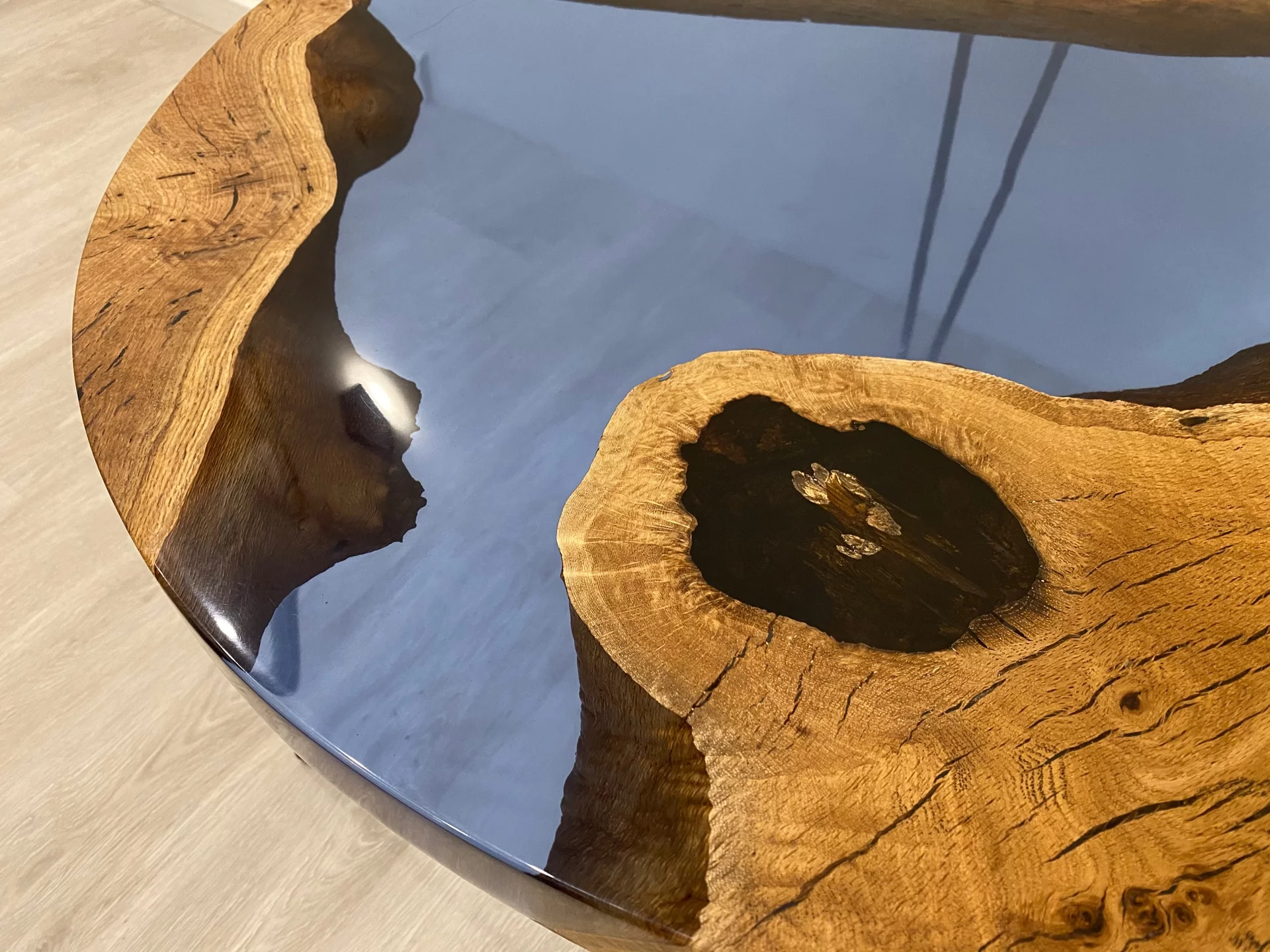 Round coffee table — фото 13