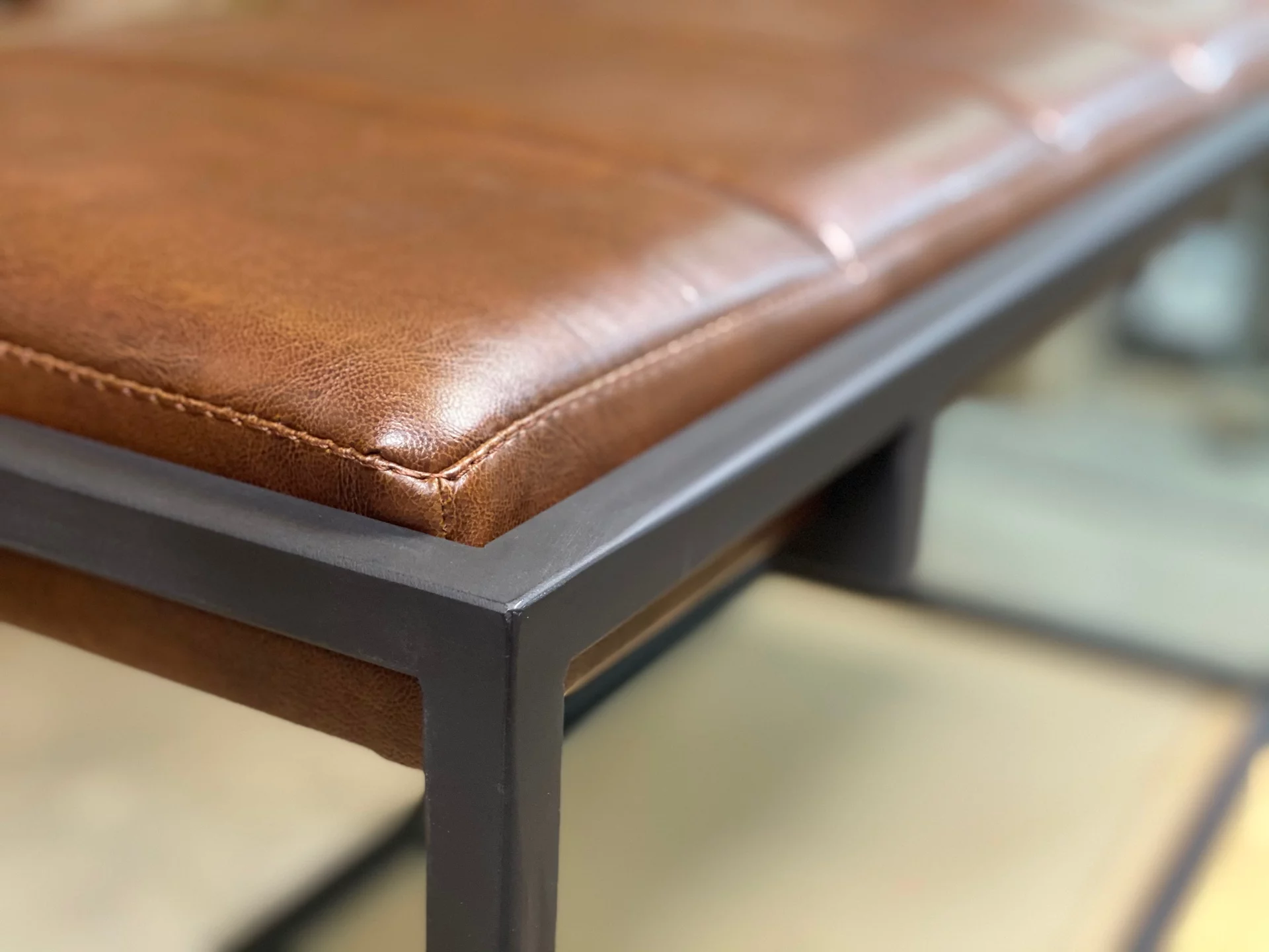 Leather bench — фото 3