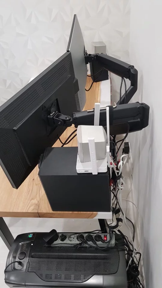 Work computer desk — фото 4