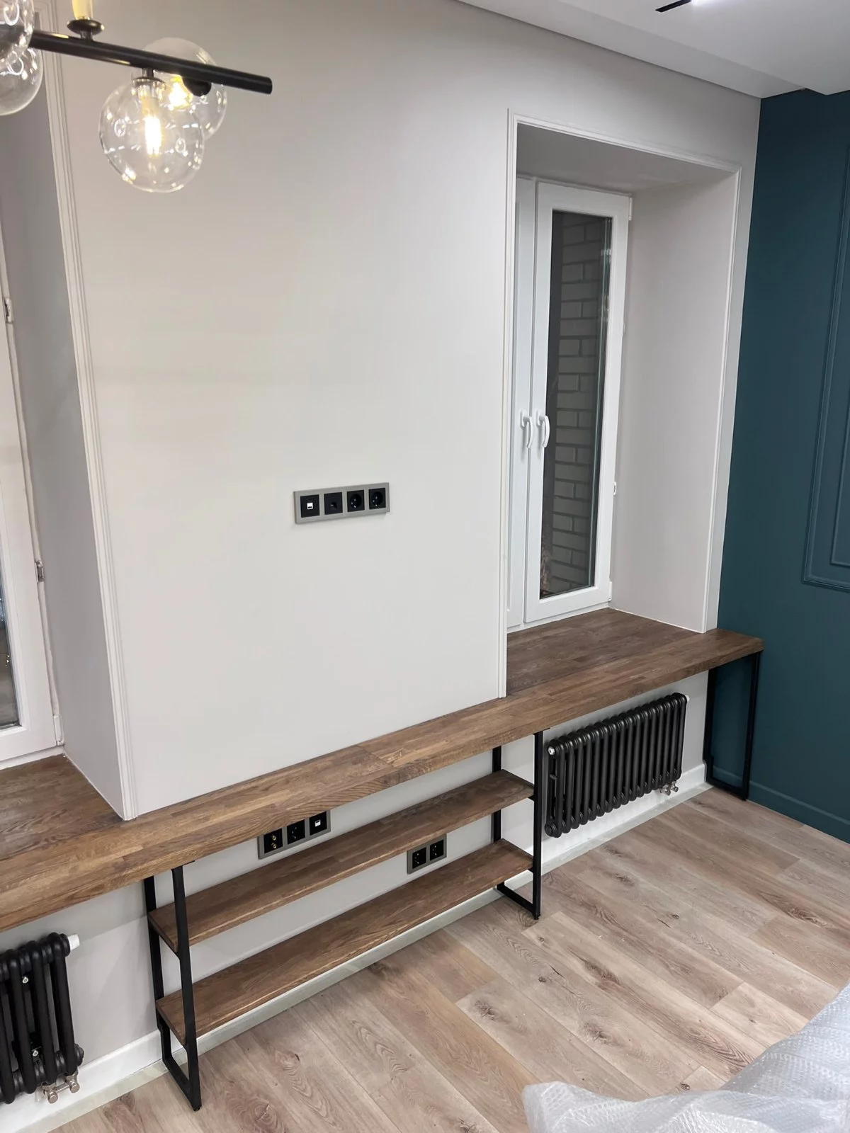 Подоконник из массива дуба с консольной полкой Loft Look Подоконник из массива дуба с консольной полкой — фото 5