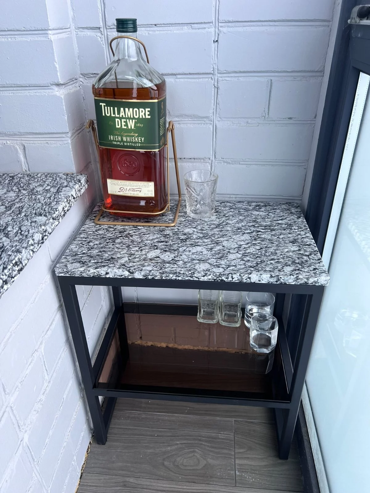 Столик для балкона с каменной столешницей Loft Look Столик для балкона с каменной столешницей на металлическом подстолье — фото 6
